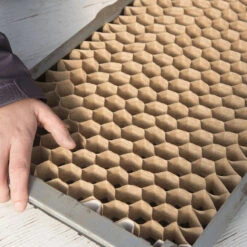 Paper Chain Pots – 6" Spacing, 75 Count -Verdant Bloom Store 7589 02 paperchainpots