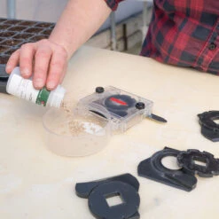 Manual Cell-Tray Seeder -Verdant Bloom Store 8367 05 manual seeder